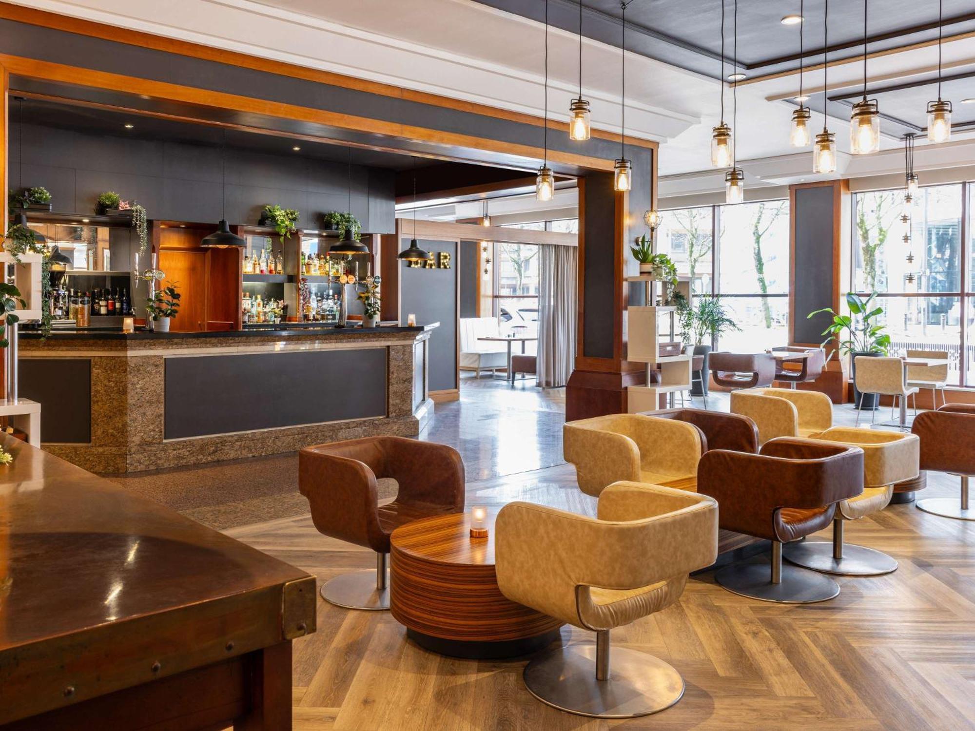 Novotel Bristol Centre Экстерьер фото