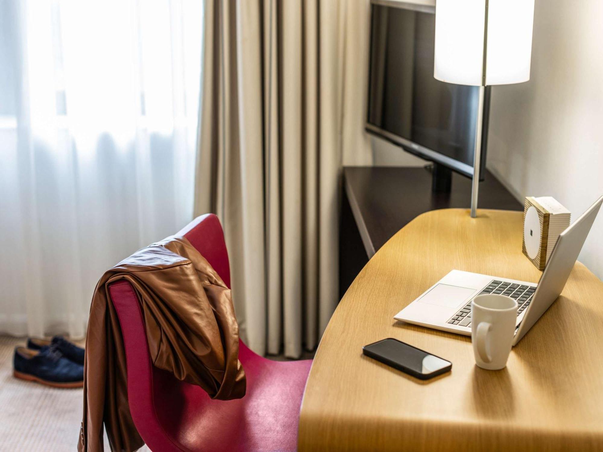 Novotel Bristol Centre Экстерьер фото